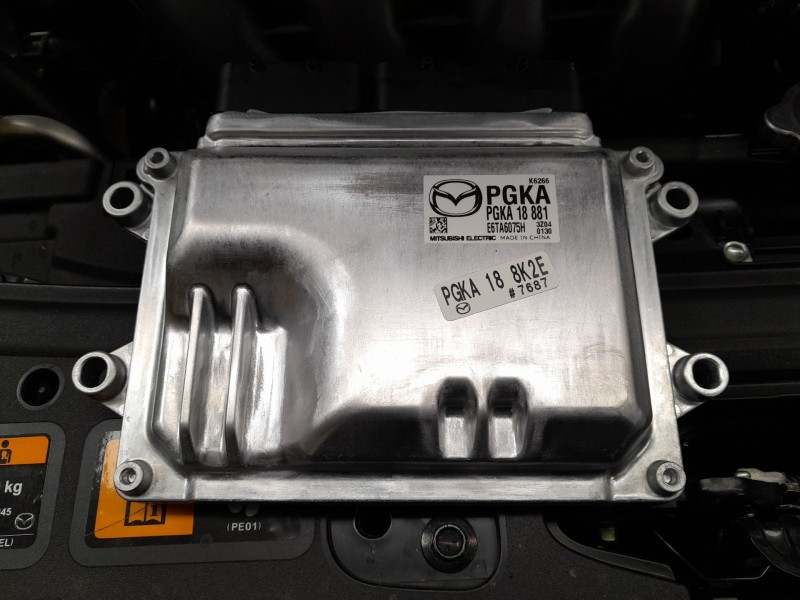 Recambio de centralita motor uce para mazda 3 hatchback (bp) 2.0 skyactiv-g m hybrid referencia OEM IAM PGKA18881 E6TA6075H 