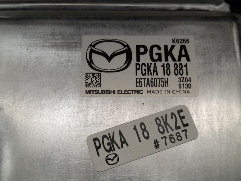 Recambio de centralita motor uce para mazda 3 hatchback (bp) 2.0 skyactiv-g m hybrid referencia OEM IAM PGKA18881 E6TA6075H 