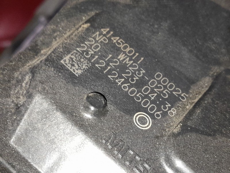 Recambio de motor limpia delantero para mazda 3 hatchback (bp) 2.0 skyactiv-g m hybrid referencia OEM IAM   