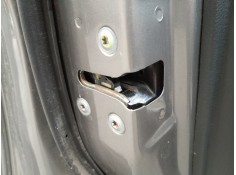 CERRADURA PUERTA DELANTERA IZQUIERDA 