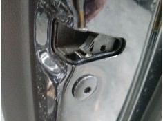 CERRADURA PUERTA TRASERA DERECHA 