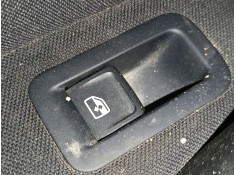 Recambio de mando elevalunas trasero izquierdo para volkswagen golf vii (5g1, bq1, be1, be2) 1.6 tdi referencia OEM IAM   