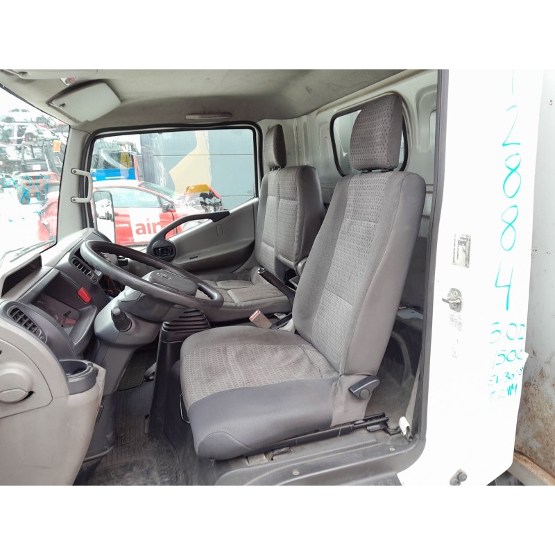 nissan cabstar (f24m, f24w) del año 2008