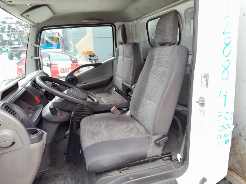 nissan cabstar (f24m, f24w) del año 2008
