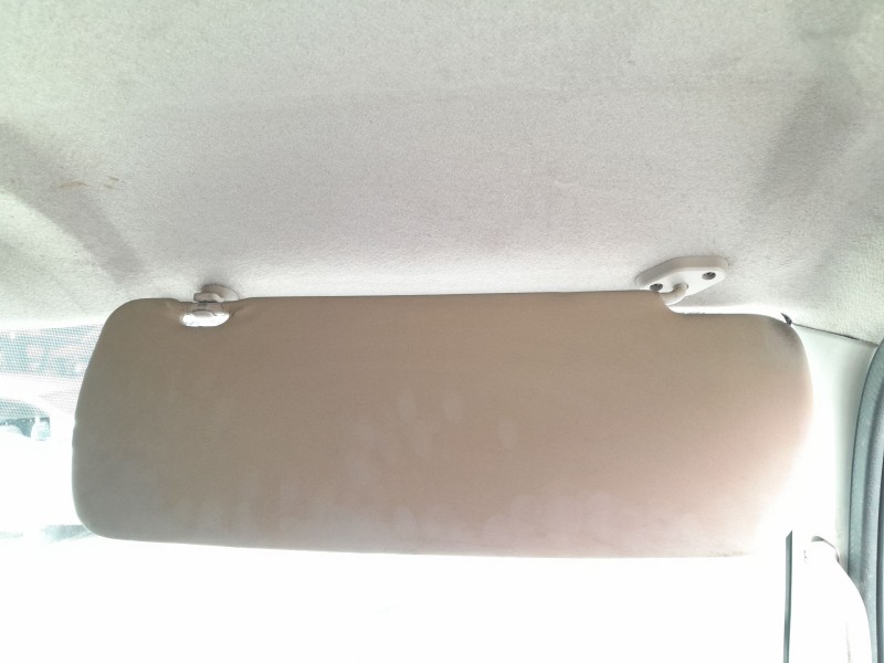 Recambio de parasol derecho para nissan cabstar (f24m, f24w) 35.15 dci, 45.15 dci 3.0 (f24m) referencia OEM IAM   