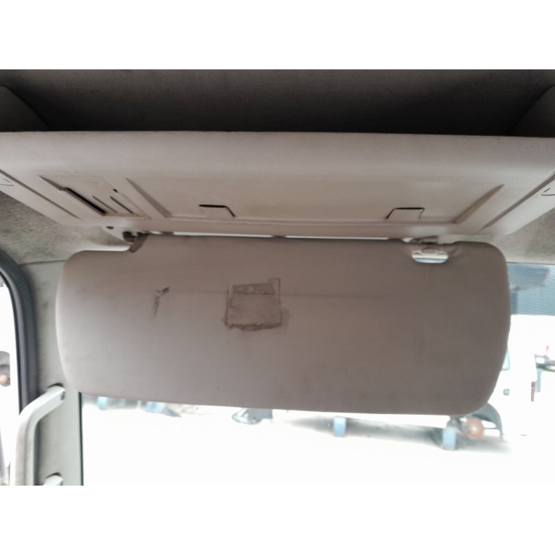 Recambio de parasol izquierdo para nissan cabstar (f24m, f24w) 35.15 dci, 45.15 dci 3.0 (f24m) referencia OEM IAM   