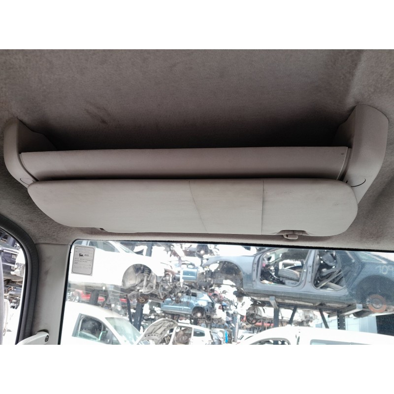 Recambio de parasol izquierdo para nissan cabstar (f24m, f24w) 35.15 dci, 45.15 dci 3.0 (f24m) referencia OEM IAM   