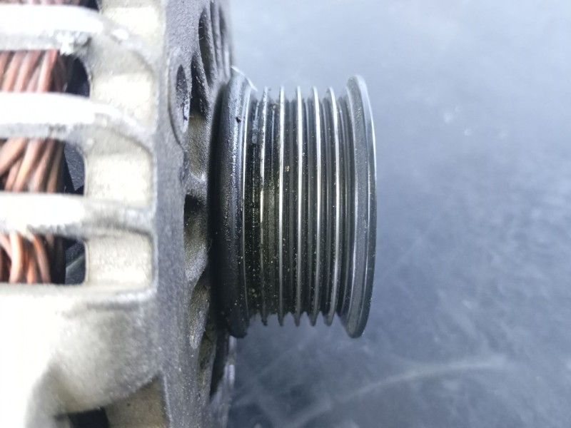 Recambio de alternador para chevrolet captiva (c100, c140) 2.4 referencia OEM IAM   