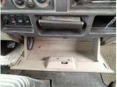 Recambio de guantera para nissan cabstar (f24m, f24w) 35.15 dci, 45.15 dci 3.0 (f24m) referencia OEM IAM    2
