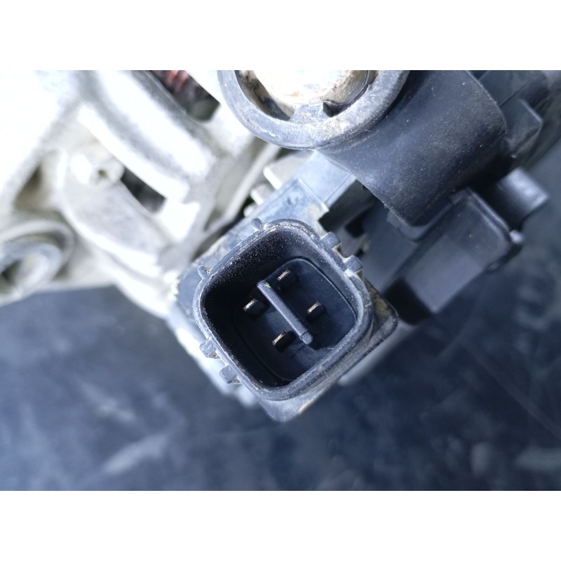 Recambio de alternador para toyota hilux (kun) double cab sol referencia OEM IAM 270600L060C 0124315033 