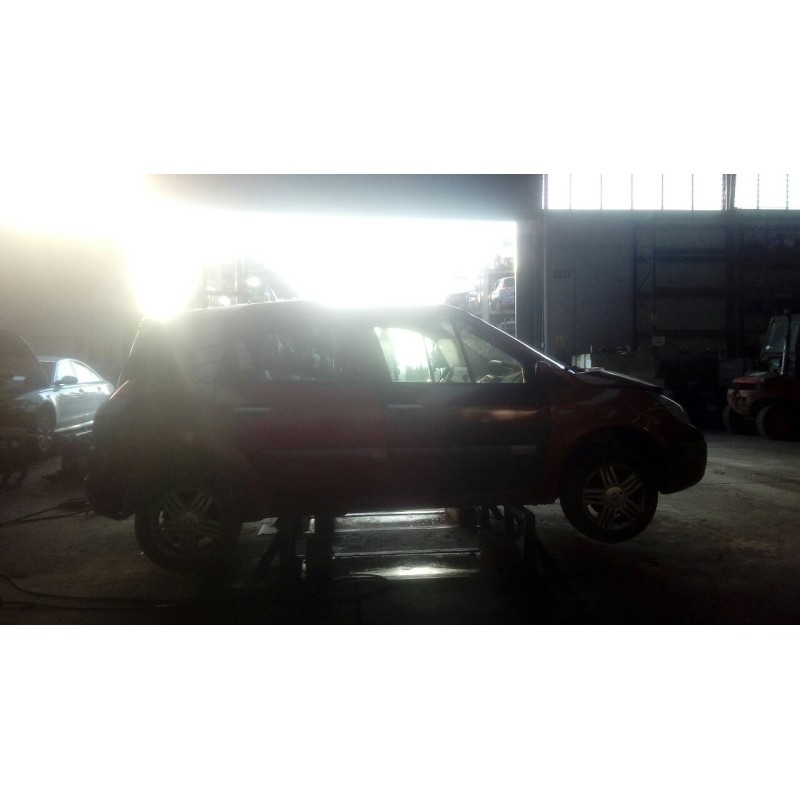 renault megane ii berlina 3p del año 2004