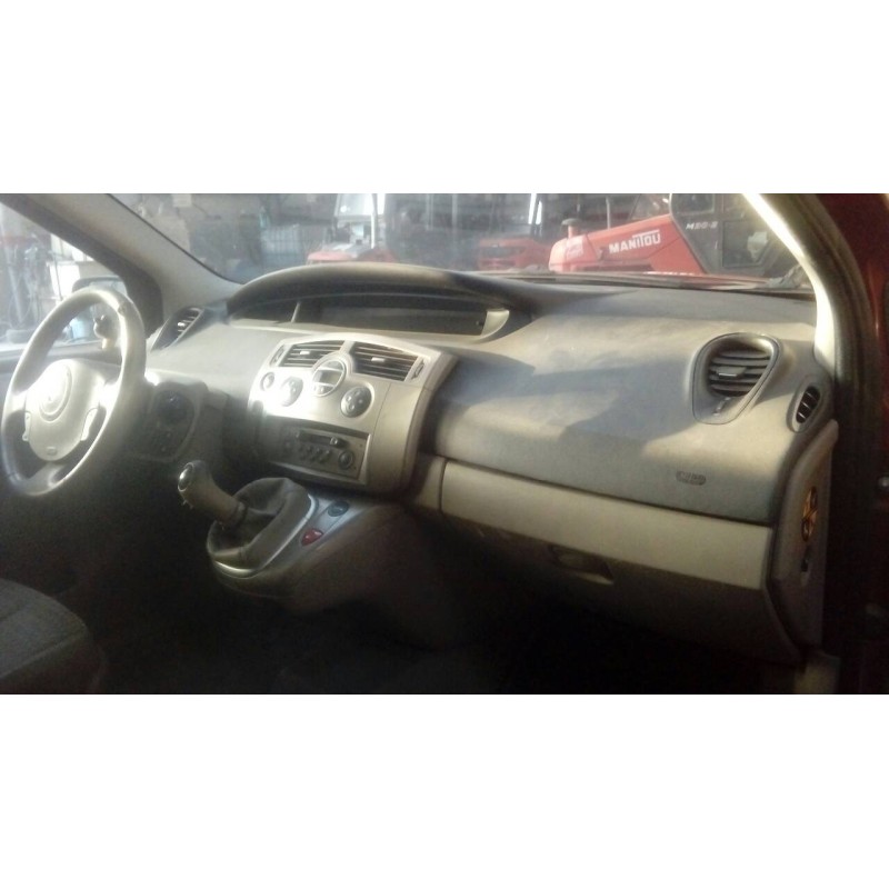 renault megane ii berlina 3p del año 2004