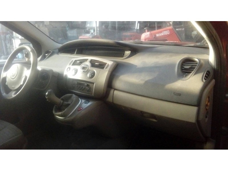 renault megane ii berlina 3p del año 2004