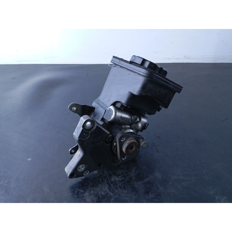 Recambio de bomba direccion para bmw serie 5 berlina (e60) 525d referencia OEM IAM 7693974101  