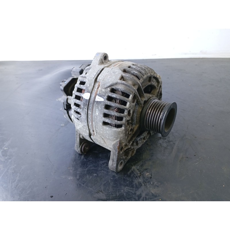 Recambio de alternador para renault scenic iii 1.9 dci diesel fap referencia OEM IAM 8200660041B  