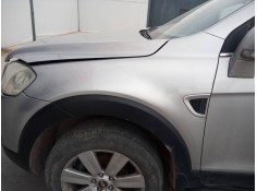 Recambio de aleta delantera izquierda para chevrolet captiva 2.0 vcdi lt referencia OEM IAM   