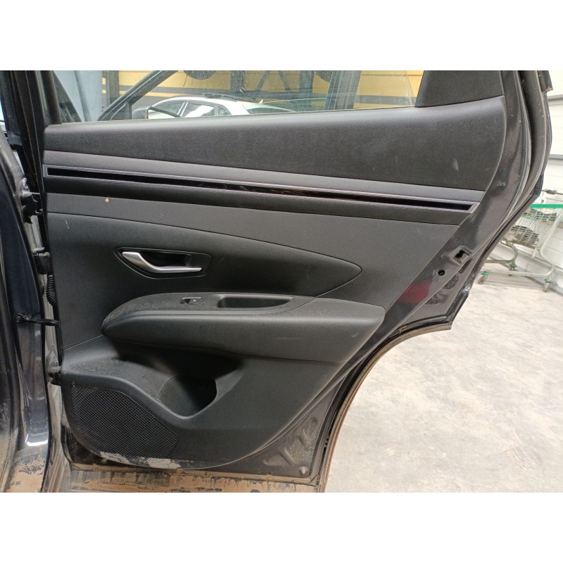 Recambio de guarnecido puerta trasera derecha para hyundai tucson (nx4e, nx4a) 1.6 crdi referencia OEM IAM   