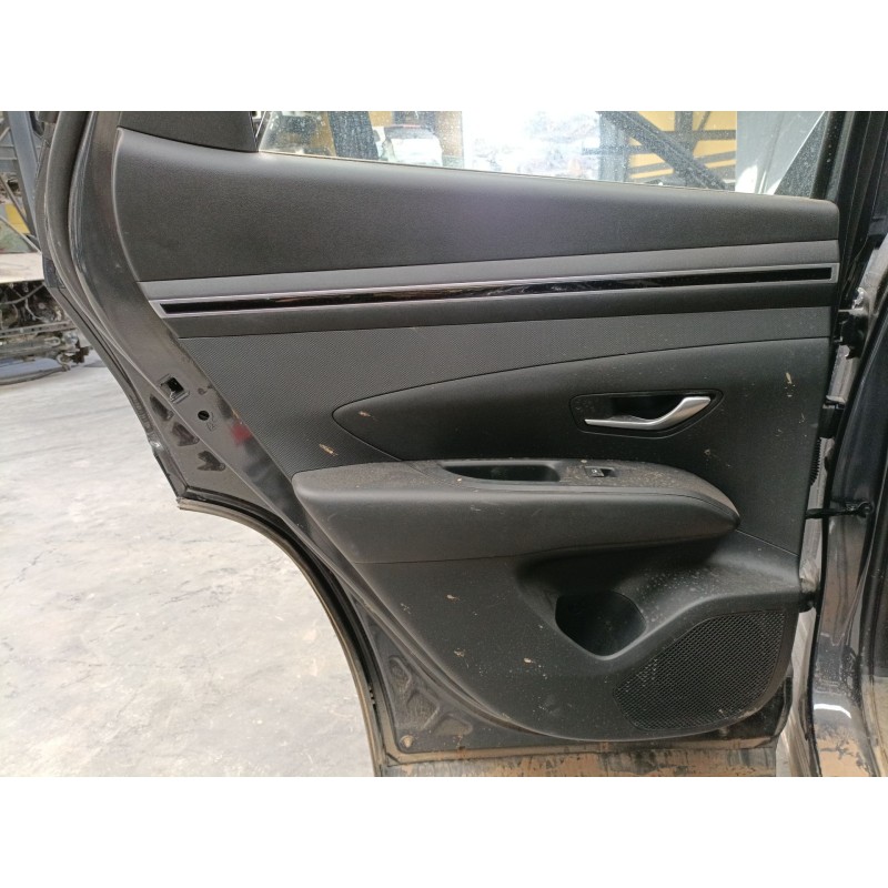 Recambio de guarnecido puerta trasera izquierda para hyundai tucson (nx4e, nx4a) 1.6 crdi referencia OEM IAM   