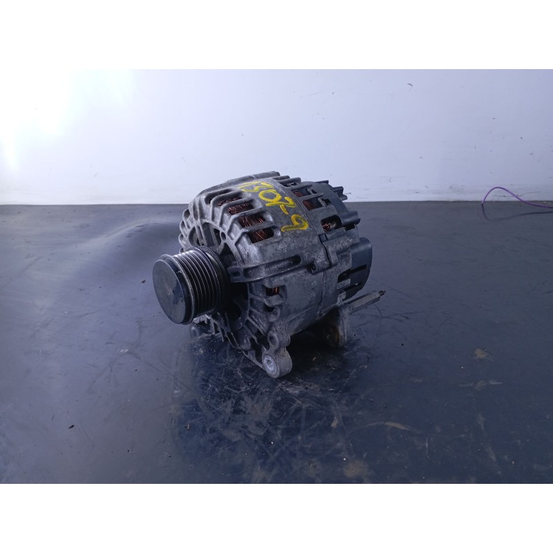 Recambio de alternador para volkswagen tiguan (5n2) t1 bluemotion referencia OEM IAM 03L903023A  