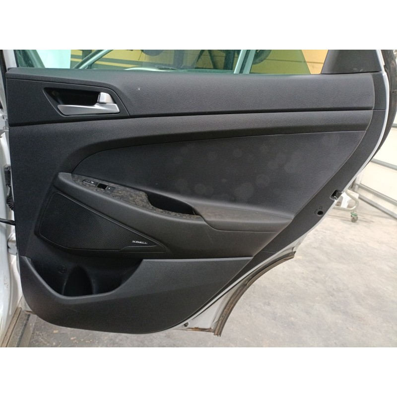 Recambio de guarnecido puerta trasera derecha para hyundai tucson (tl, tle) 1.6 crdi hybrid 48v referencia OEM IAM   