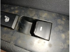 MANDO ELEVALUNAS TRASERO DERECHO 