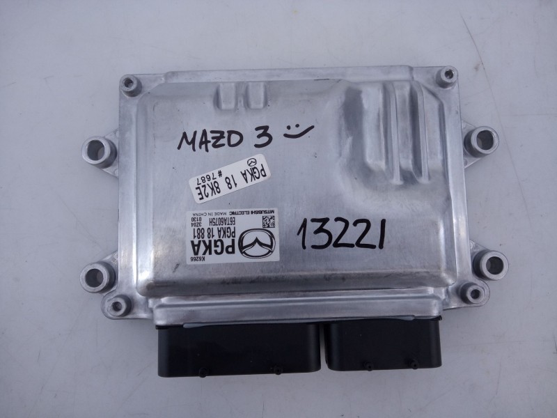 Recambio de centralita motor uce para mazda 3 hatchback (bp) 2.0 skyactiv-g m hybrid referencia OEM IAM PGKA18881 E6TA6075H 