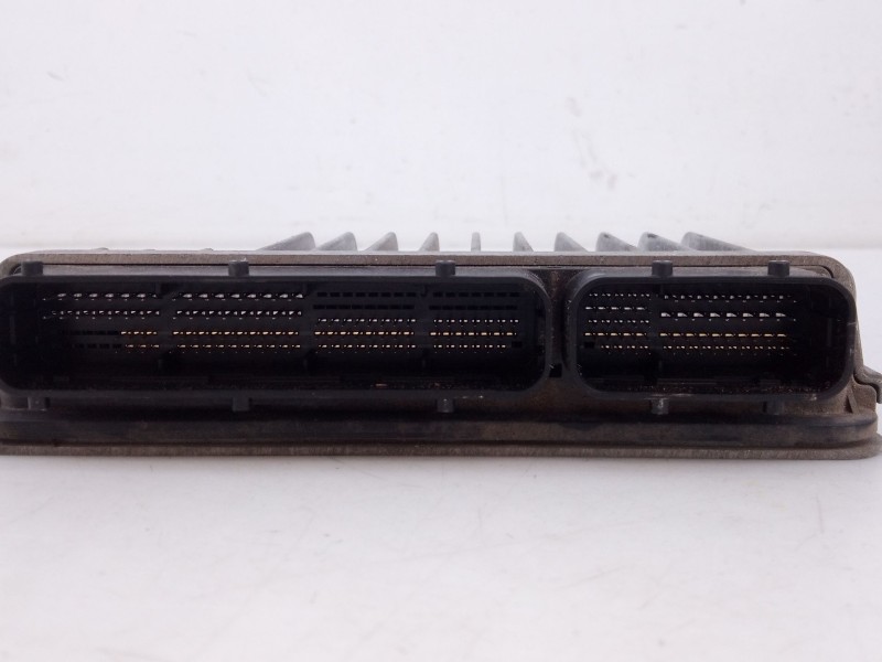 Recambio de centralita motor uce para toyota yaris (_p13_) 1.5 hybrid (nhp130_) referencia OEM IAM 896610DT20 MB2756002781 