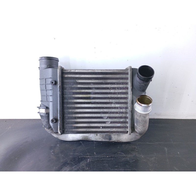 Recambio de intercooler para audi a6 avant (4f5) a6 4f5 quattro tdi referencia OEM IAM 4F0145980  