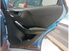 GUARNECIDO PUERTA TRASERA DERECHA 