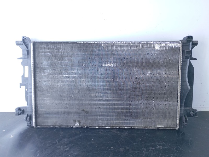 Recambio de radiador agua para mercedes-benz sprinter 02.00  caja cerrada referencia OEM IAM A9065000002  