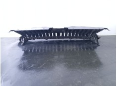 Recambio de rejilla delantera para skoda fabia active referencia OEM IAM    2