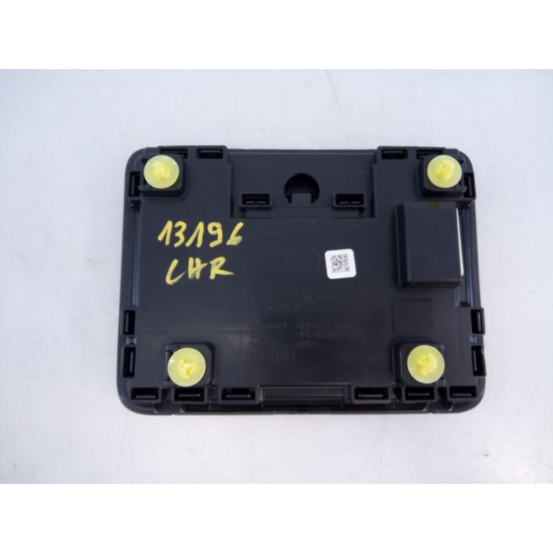Recambio de luz interior para toyota c-hr (x2, h2) phev hybrid awd gr sport referencia OEM IAM 1D111368G  