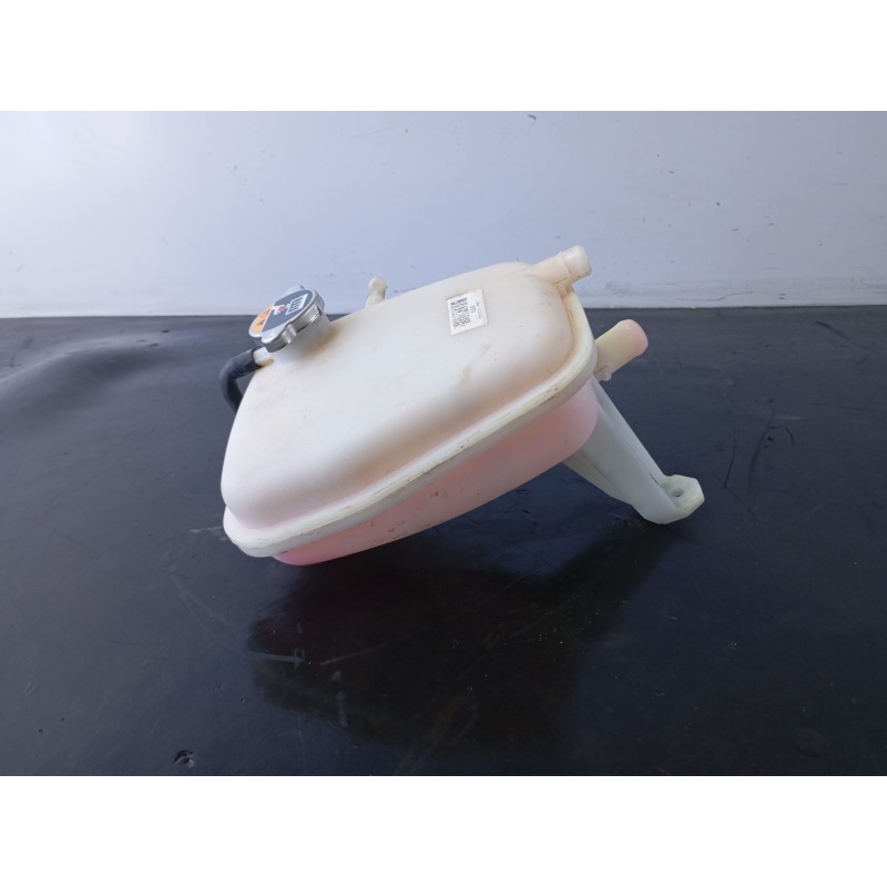 Recambio de deposito expansion para hyundai kona 2 1.0 tgdi referencia OEM IAM   