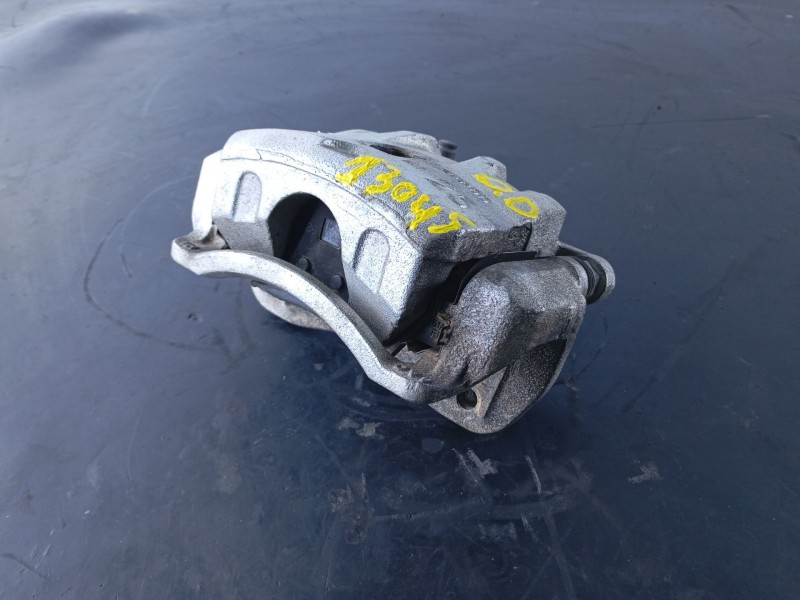 Recambio de pinza freno delantera derecha para ssangyong tivoli 1500 tgdi 135 cv / 99 kw referencia OEM IAM 8G141257  P1-A4-33