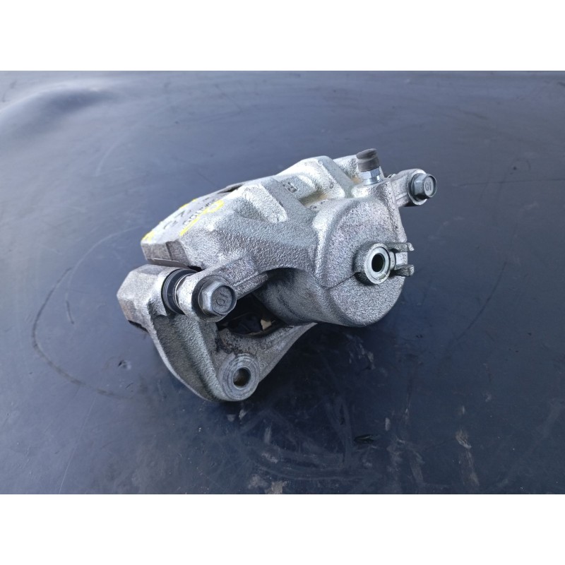 Recambio de pinza freno delantera derecha para ssangyong tivoli 1500 tgdi 135 cv / 99 kw referencia OEM IAM 8G141257  P1-A4-33