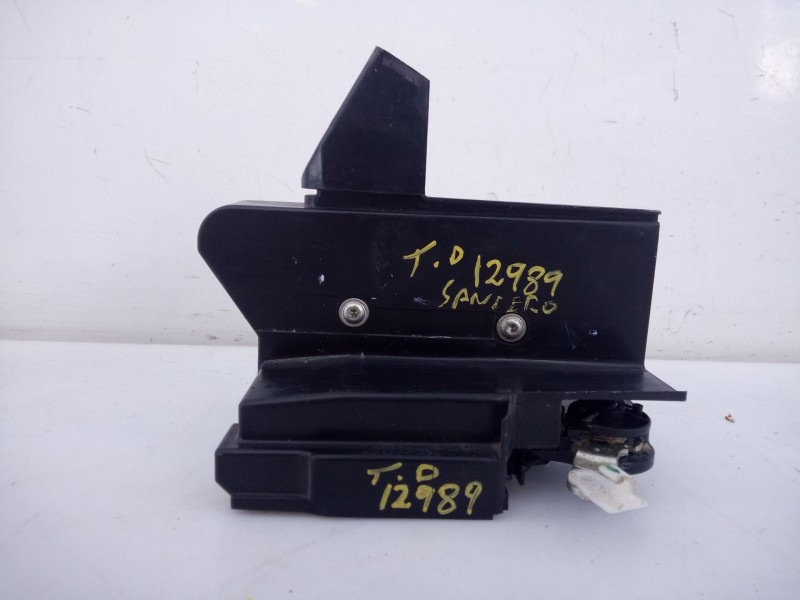 Recambio de cerradura puerta trasera derecha para dacia sandero stepway referencia OEM IAM   