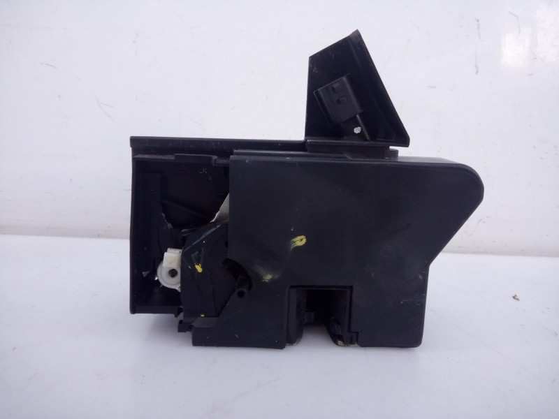 Recambio de cerradura puerta trasera derecha para dacia sandero stepway referencia OEM IAM   