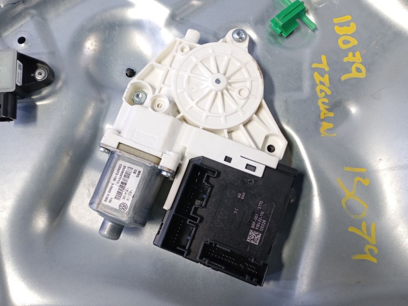 Recambio de elevalunas delantero izquierdo para volkswagen tiguan (5n2) t1 bluemotion referencia OEM IAM 5N0959701G  