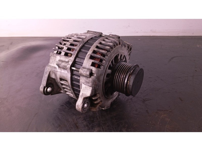 Recambio de alternador para nissan cabstar (f24m, f24w) 35.15 dci, 45.15 dci 3.0 (f24m) referencia OEM IAM 113993  