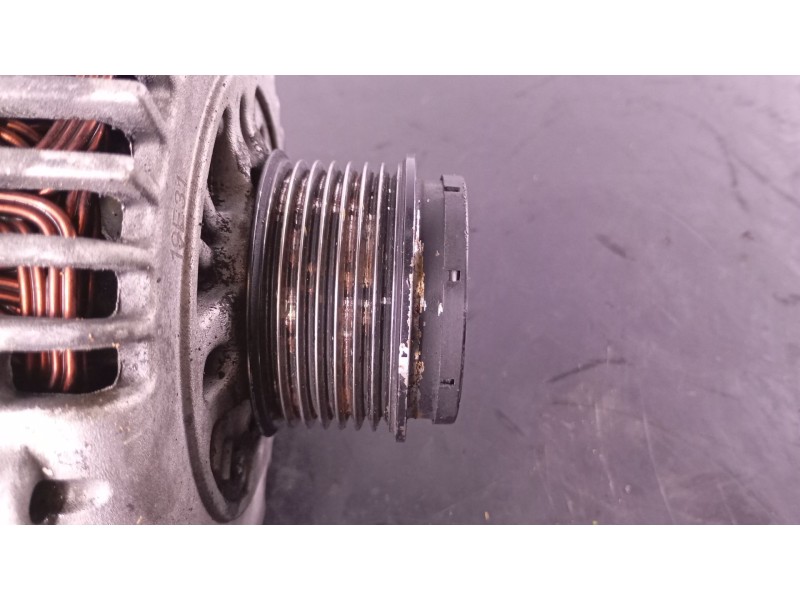 Recambio de alternador para nissan cabstar (f24m, f24w) 35.15 dci, 45.15 dci 3.0 (f24m) referencia OEM IAM 113993  