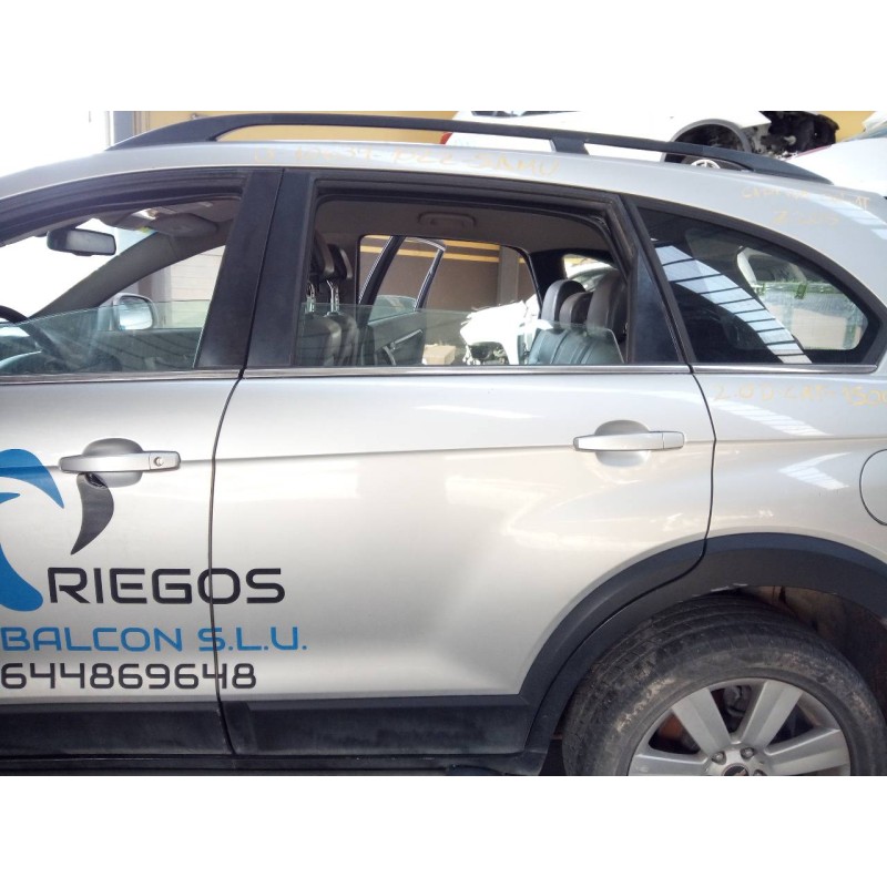 Recambio de puerta trasera izquierda para chevrolet captiva 2.0 vcdi lt referencia OEM IAM   