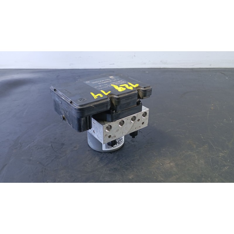 Recambio de abs para kia sportage 1.6 crdi mhev mhev m63a18 referencia OEM IAM 58910R2130  