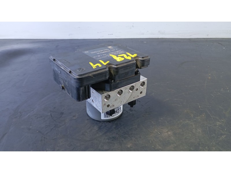 Recambio de abs para kia sportage 1.6 crdi mhev mhev m63a18 referencia OEM IAM 58910R2130  