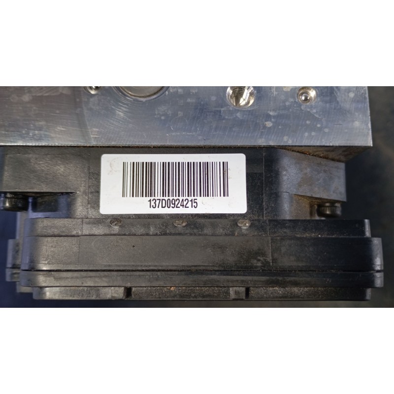 Recambio de abs para kia sportage 1.6 crdi mhev mhev m63a18 referencia OEM IAM 58910R2130  