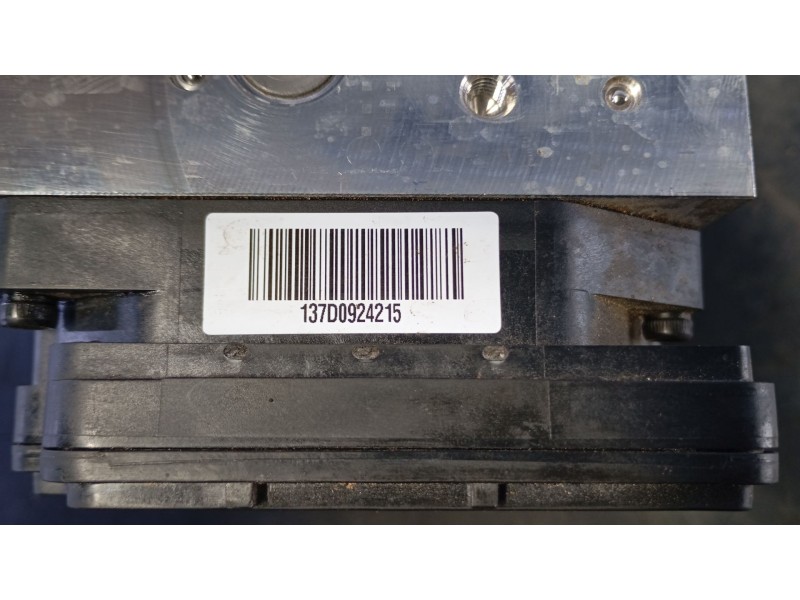 Recambio de abs para kia sportage 1.6 crdi mhev mhev m63a18 referencia OEM IAM 58910R2130  