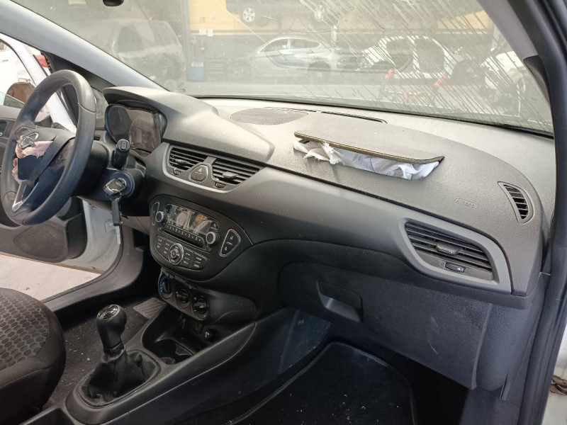 opel corsa e del año 2016