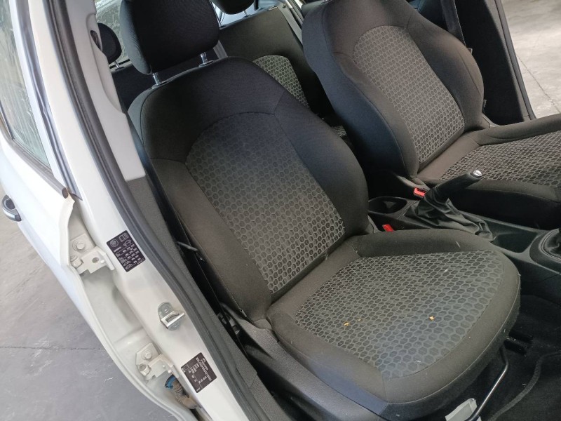 opel corsa e del año 2016