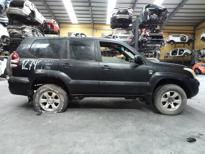 toyota land cruiser (j12) del año 2004