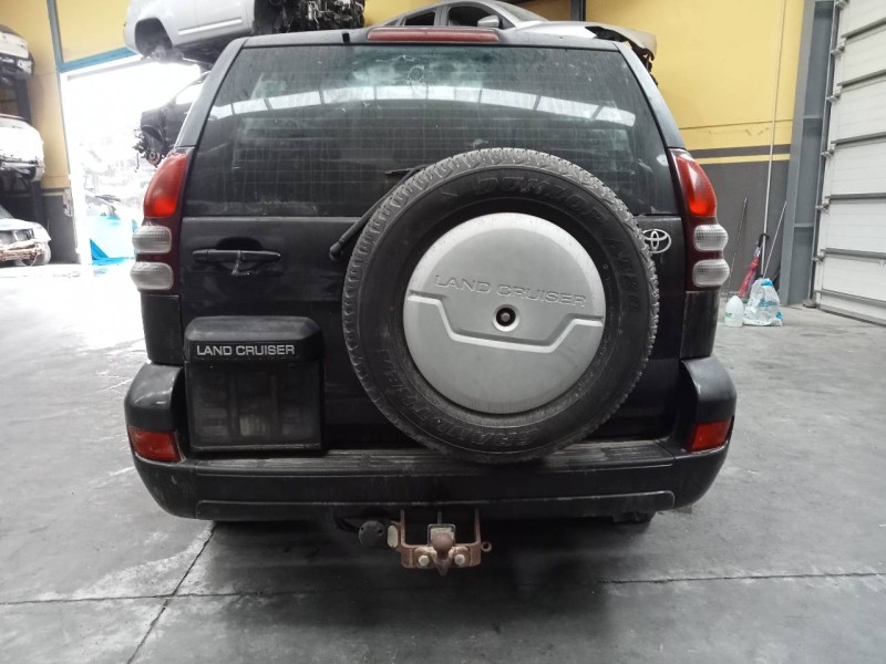 toyota land cruiser (j12) del año 2004