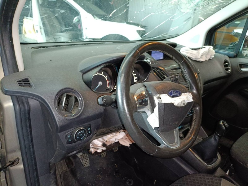 ford tourneo courier (c4a) del año 2017